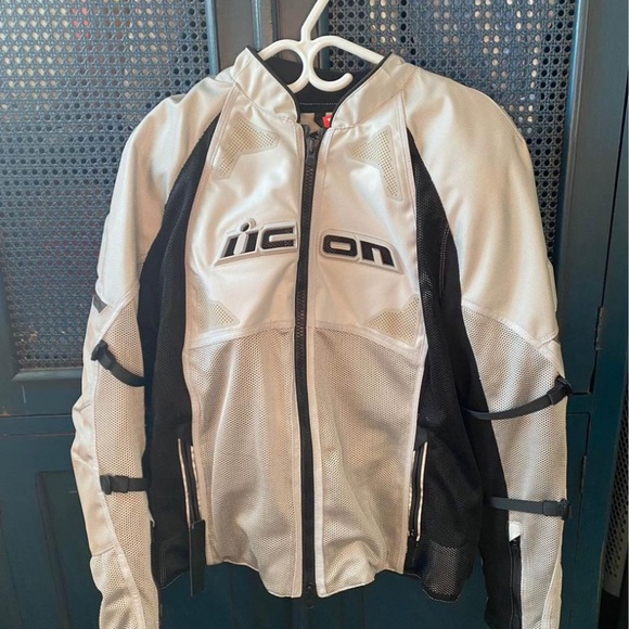 Women’s motorcycle jacket - Picture 3 of 5